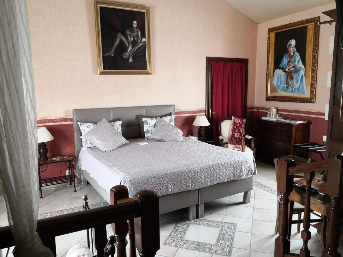 Mansle-les-Fontaines La Fontaine Des Arts B&B 외부 사진