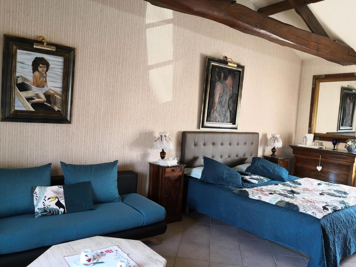 Mansle-les-Fontaines La Fontaine Des Arts B&B 외부 사진