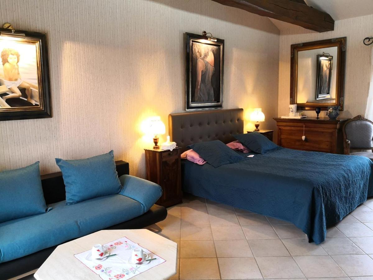 Mansle-les-Fontaines La Fontaine Des Arts B&B 외부 사진